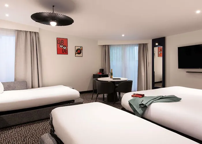 Ibis Paris Canal Saint Martin